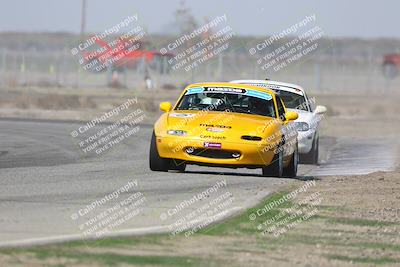 media/Oct-25-2025-CalClub SCCA (Sat) [[34c778dfbe]]/Group 4/Qualifying/